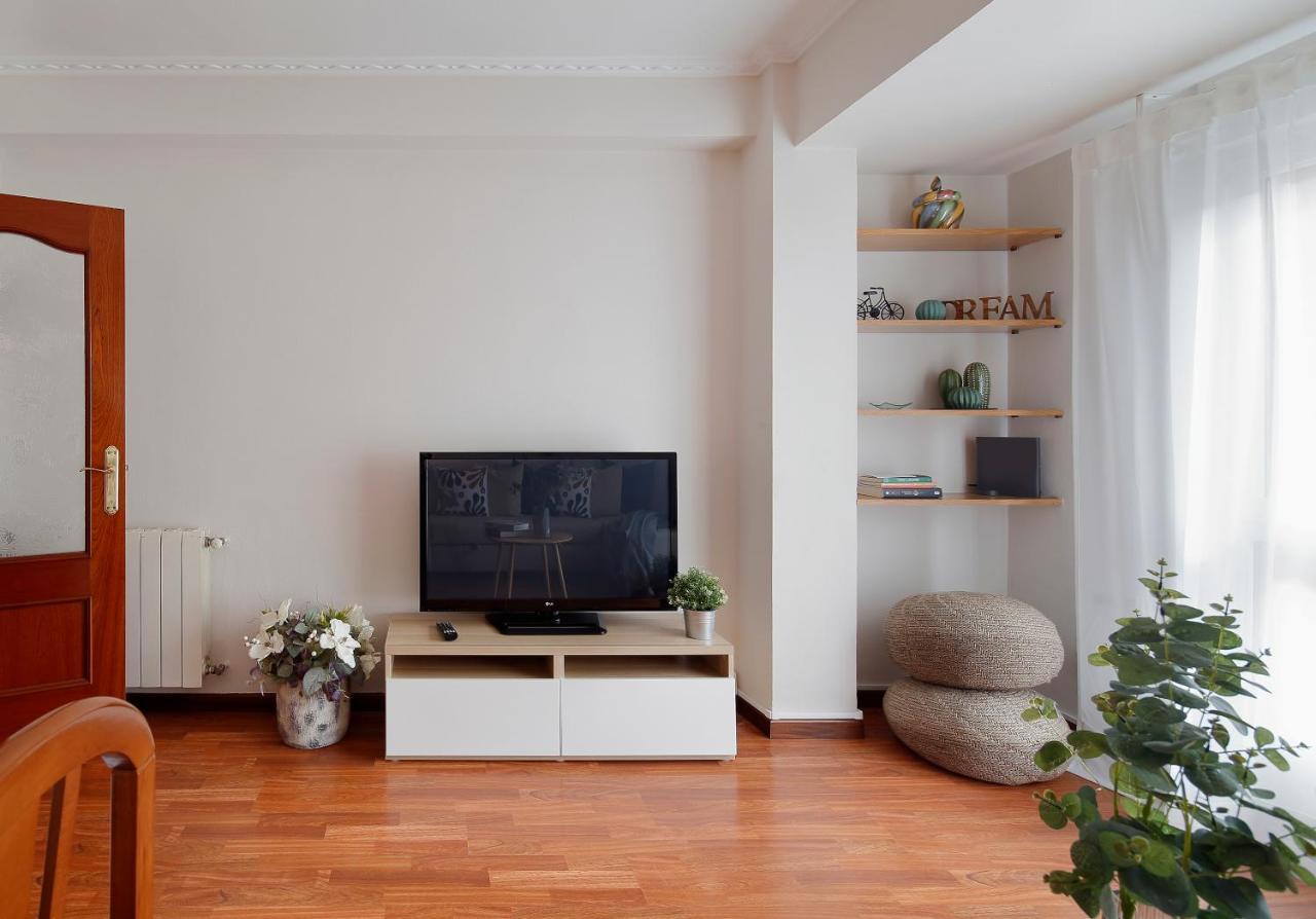 115A - Amplia Vivienda En Playa San Lorenzo Gijón Eksteriør billede